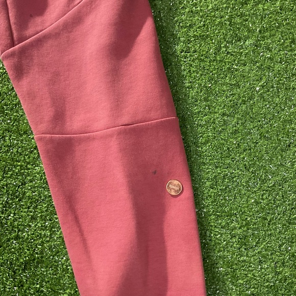 Coral Nike Tech Fleece Sweatpants - Picture 11 of 12